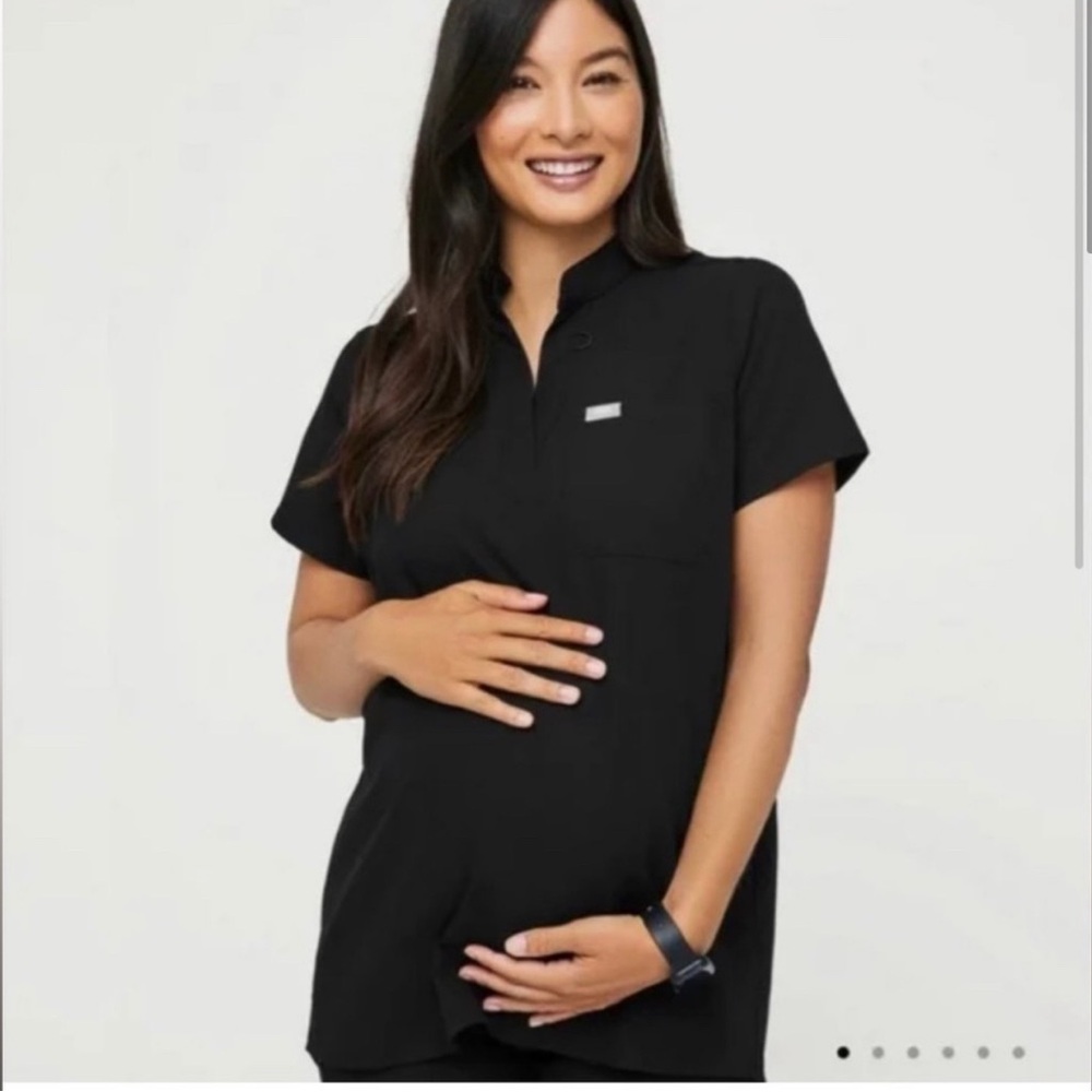 Figs Black Women's Top